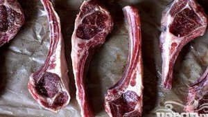 Бараньи ребрышки с фисташковым тапенадом