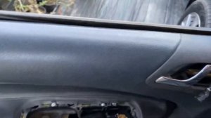 Шкода Октавия тур замена троса открывания водительской двери.