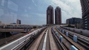 Прокатились на необычном поезде в Токио за 70 рублей.