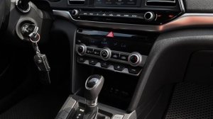 HYUNDAI ELANTRA СЕРЕБРИСТЫЙ № Е742МО142 VIN XWEDC4