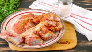 Баранья нога в духовке с картошкой