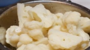 Жареная цветная капуста с яйцом