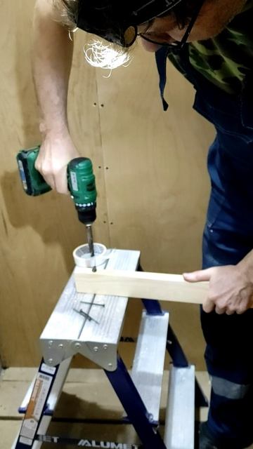 Как сделать потай для самореза, показываю и рассказываю смотреть онлайн