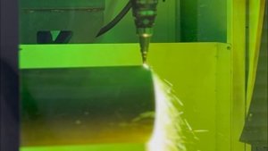 «Антарес» вошёл в новую эру: на заводе появился лазерный труборез последнего поколения