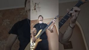Обучение на бас гитаре