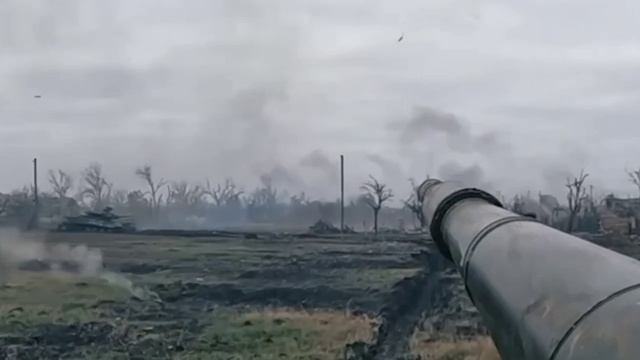 Танковый бой под песню Матушка земля