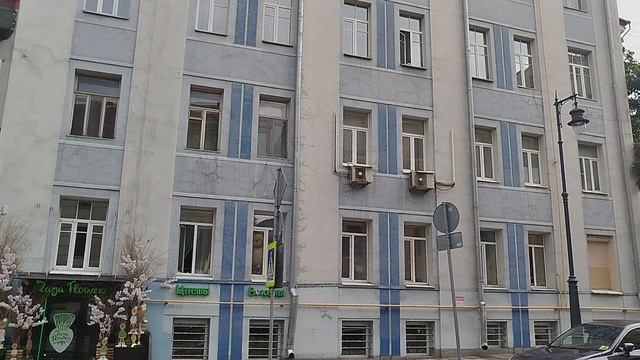 Дом Моссельпрома — памятник русского конструктивизма и авангарда, расположенный на углу Калашного смотреть онлайн