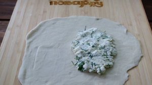 Чебуреки с творогом и зеленью