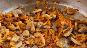 Чечевичный суп с грибами