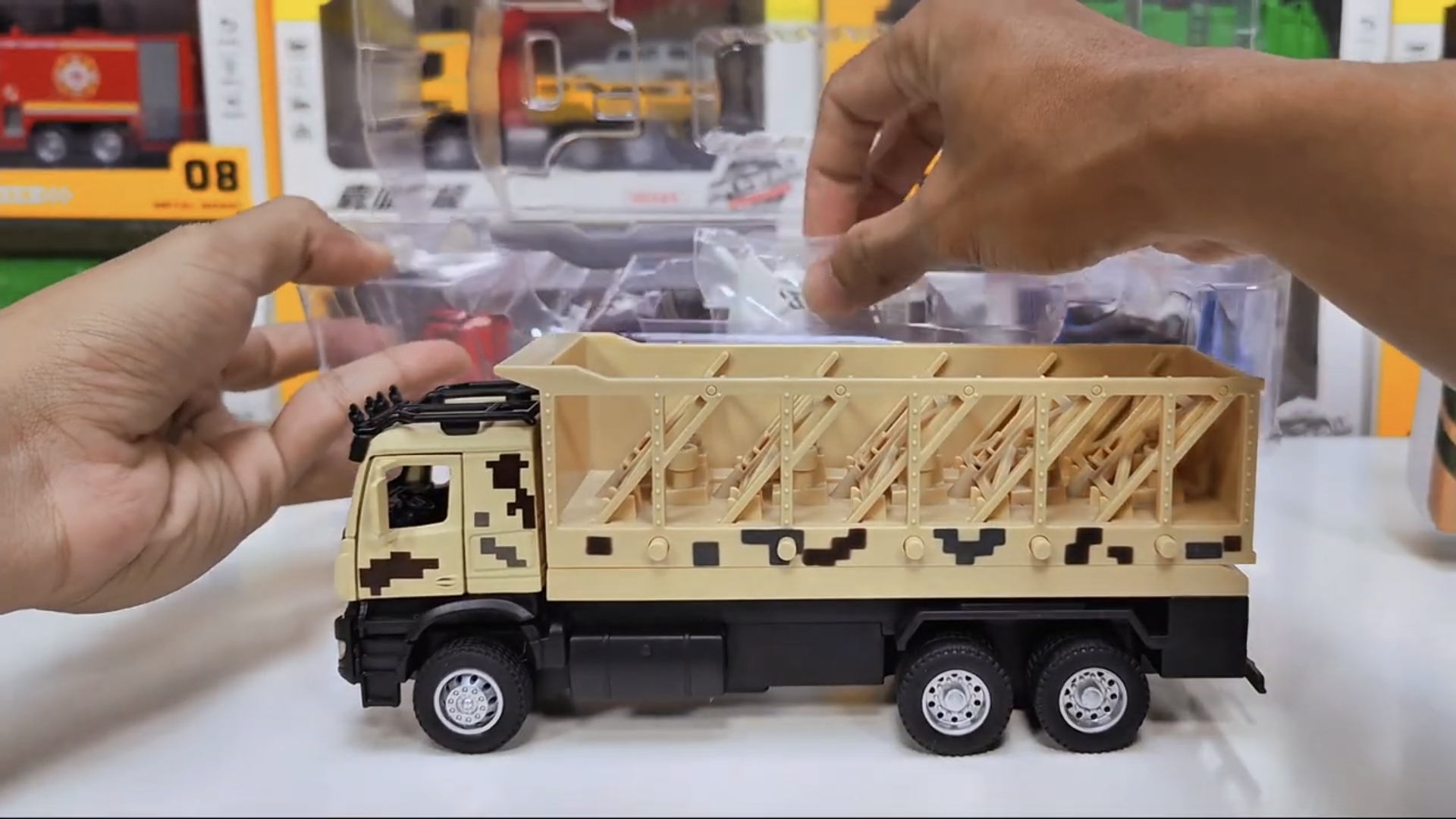 Грузовик для детей