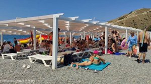 Пляж Сукко в 11:30 9 августа 2025 года. И не только пляж...