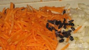 Чечевица с рисом, грибами и морковью