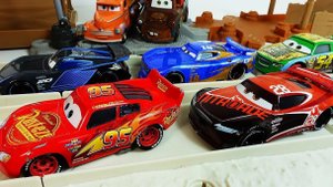 Мультики про МАШИНКИ - Тачки. МАКВИН УСТРАИВАЕТ САМЫЙ БОЛЬШОЙ ЗАЕЗД. Мультфильм для детей