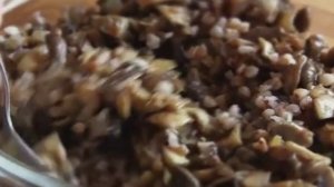 Чебуреки постные с грибами и гречкой