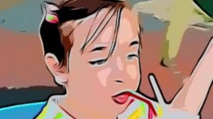 Даша готовит коктейль