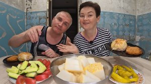 Мукбанг ужин на СКОРУЮ руку их МАГАЗИНА) ДЁШЕВО и сердито! Болтаем на разные темы! Семейный ужин