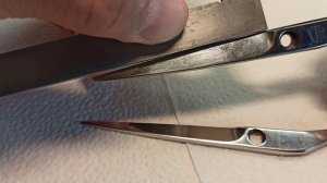 ЗАТОЧИЛ ПАРИКМАХЕРСКИЕ НОЖНИЦЫ JAGUAR