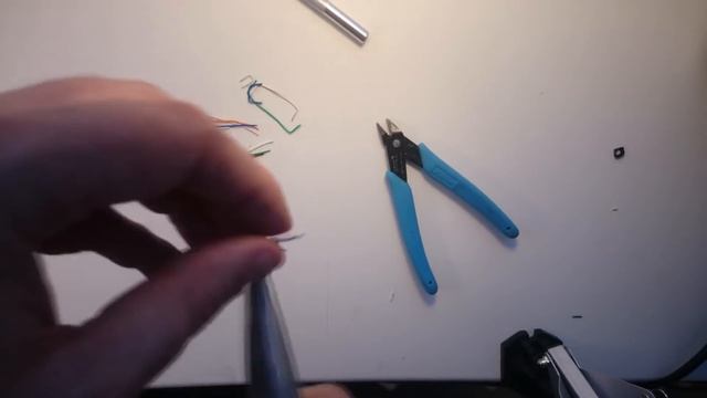 Arduino. Монтажная плата. Макетная доска. Перемычки своими руками. Лайфхак. смотреть онлайн