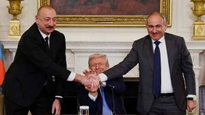 Пашинян и Алиев подписали декларацию о мирном урегулировании конфликта