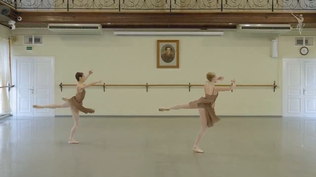 Экзамен по классическому танцу. Класс Н. Цискаридзе. 09.04.2025 смотреть онлайн
