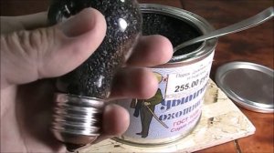 В лампочку насыпать Дымный Порох и включить 220V. Что произойдёт