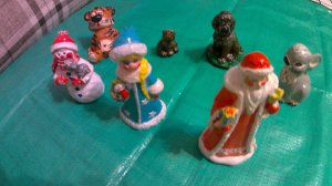 Стариные гипсовые фигурки.