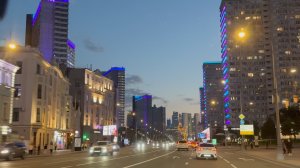Вечерняя автопрогулка по Москве на audi e-tron. Виртуозная скрипачка.