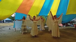 Танец "Между небом и землёй"