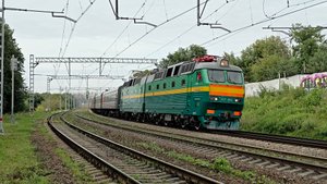 ЧС7-262 СЖД с поездом №76 Белгород–Москва, неспешно катит в Москву