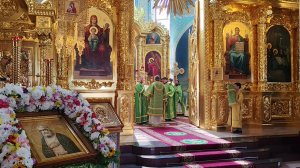 "Достойно есть" (подобен "Радуйся"). Народный хор Собора, регент Ирина Филатова.