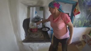 Жизнь в деревне. Спагетти с жаренным мясом в томатном соусе.