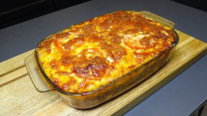 Самый вкусный рецепт для семейного ужина с салатом! Вкусно и просто.