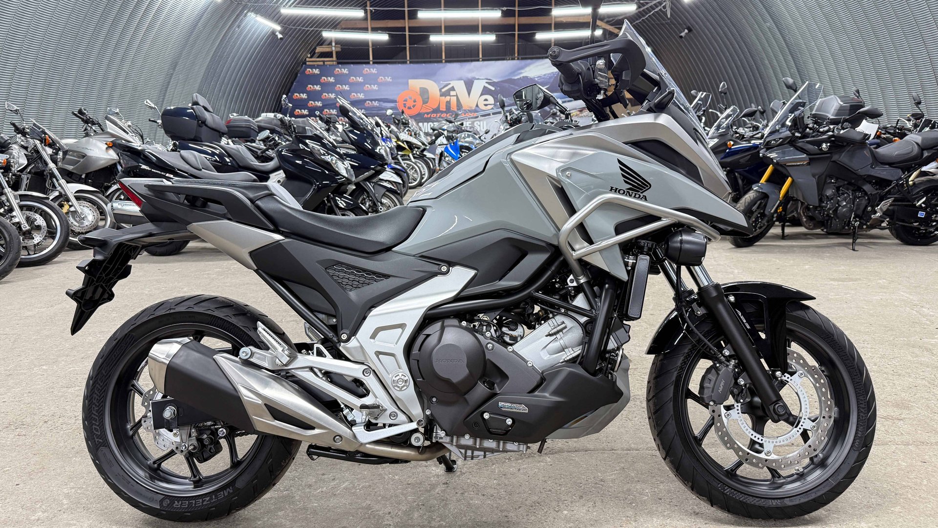 Обзор Honda NC 750 XD |В НАЛИЧИИ| смотреть онлайн