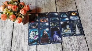 Что сейчас вокруг него происходит? | Гадание таро расклад