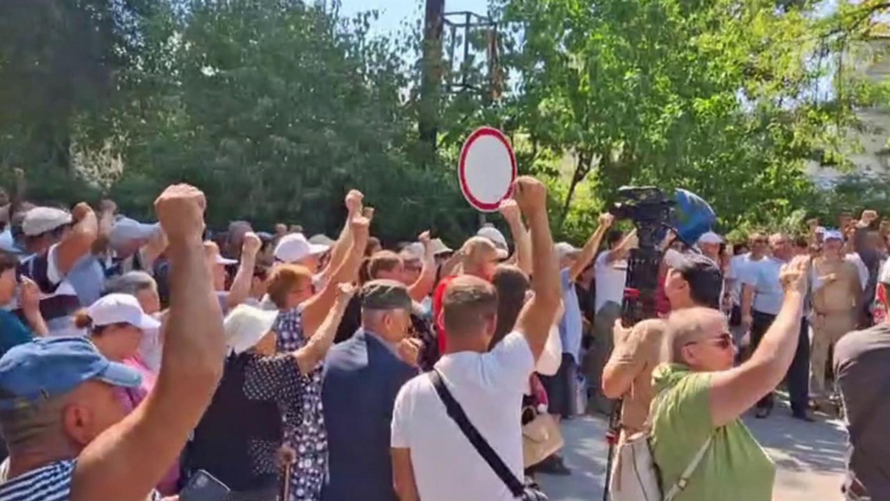 Сторонники Евгении Гуцул пообещали сделать бессрочной акцию протеста у стен СИЗО