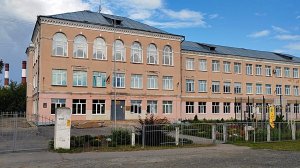 Город Иваново, школа №53, в которой учился Александр Юрьевич Ермилов - змс СССР по волейболу