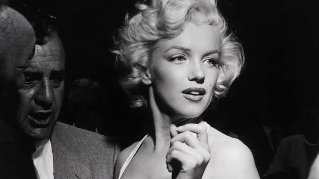 Monroe una bionda più bella del mondo смотреть онлайн