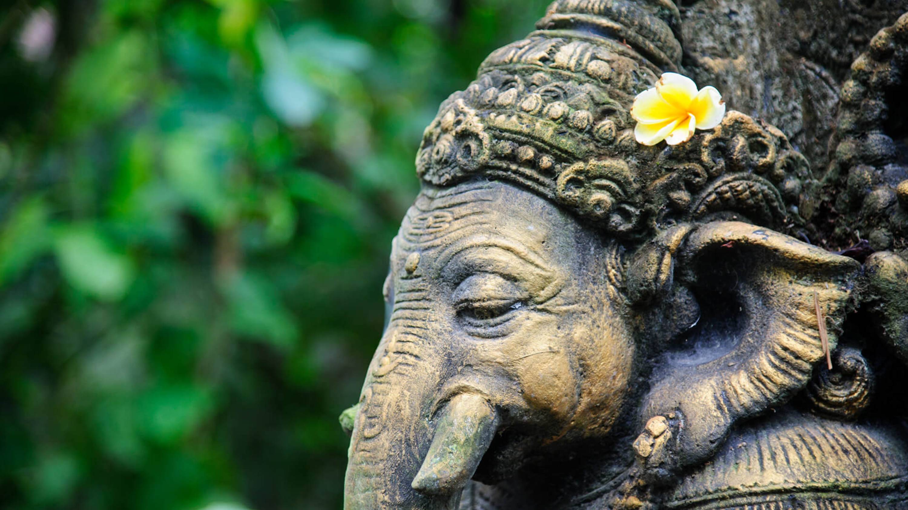 🕉Мощная мантра🕉 Ганеше устраняет негатив и любые препятствия открывает пути к изобилию💰💰💰 смотреть онлайн