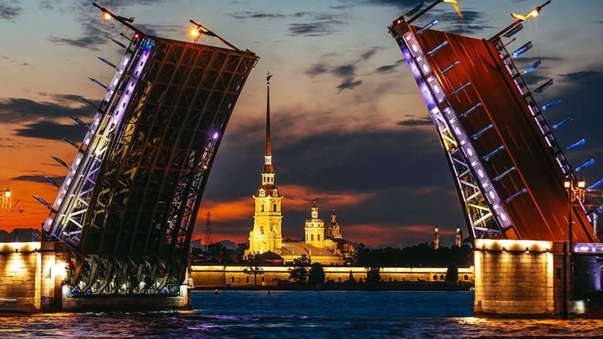 В Петербург на автомобиле смотреть онлайн