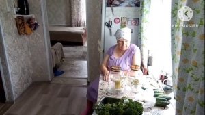 Дедушка не хочет лечиться/думает только об огурцах