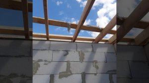 установка лаг на крышу 2