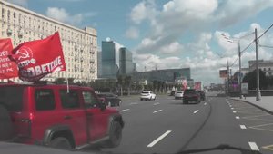 Коммунисты провели автопробег «Красные крылья Победы» на улицах Москвы 10 августа 2025 года
