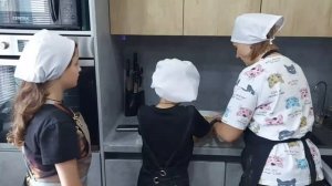 Этнический семейный альманах "Книга семейных рецептов с историей"