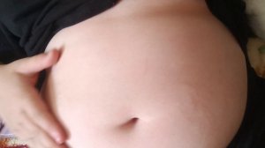 ИГРАЮ С ЖИВОТИКОМ🤤🤤🤤