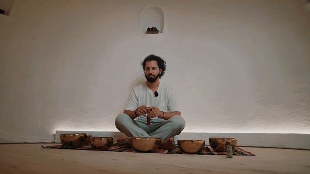 ОН СОЗДАЛ ТЕМНЫЙ РЕТРИТ В РАКУШКЕ ДЛЯ ПРОБУЖДЕНИЯ ЛЮДЕЙ / Игорь Гроссу про Sunny Temple смотреть онлайн