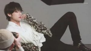 ✨ "Искусство, Мода и Творчество: Привет от Тэхёна!" 🎨