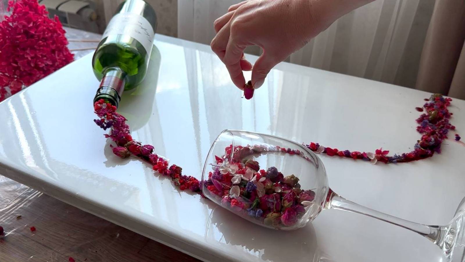 От простого к потрясающему — магия работы со смолой! смотреть онлайн