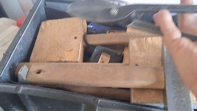 Минимальный набор жестянщика. смотреть онлайн