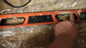 удаление бетона с инструмента.