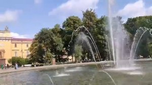 Фонтан в Александровском саду в Санкт-Петербурге